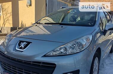 Peugeot 207  2011