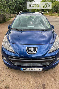 Peugeot 207  2011