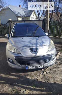 Peugeot 207  2012