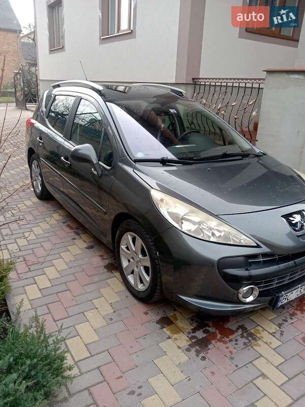 Універсал Peugeot 207