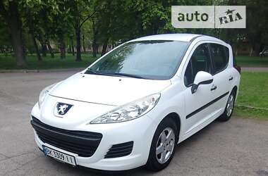 Peugeot 207  2011