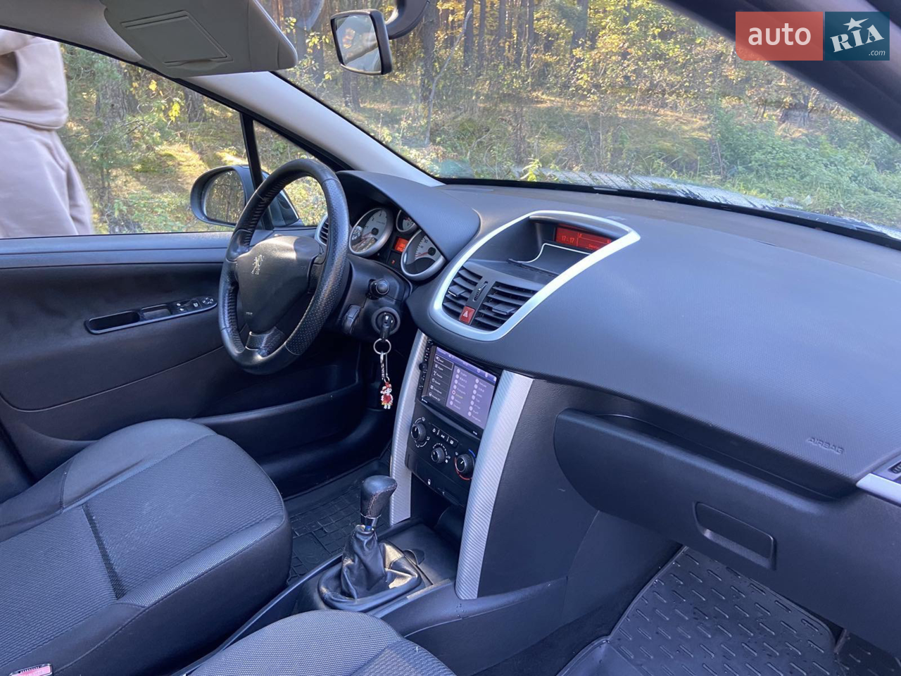 2010 Peugeot 207 - мініатюра 3