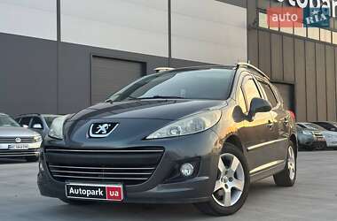 Peugeot 207  2010