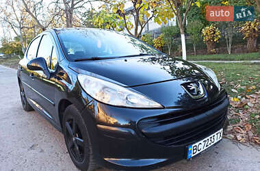 Peugeot 207  2009