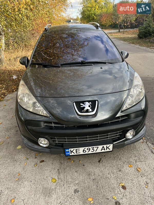 Універсал Peugeot 207