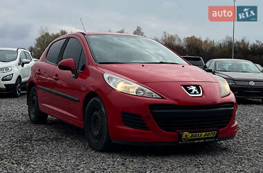 Peugeot 207  2010