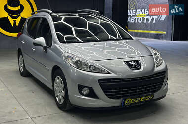 Peugeot 207  2012