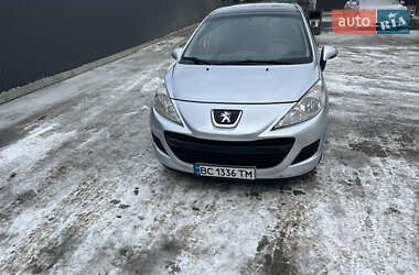Peugeot 207  2010