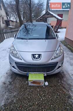 Peugeot 207  2011
