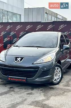 Peugeot 207  2010