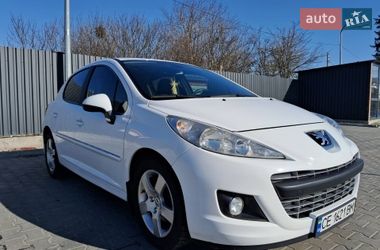 Peugeot 207  2012