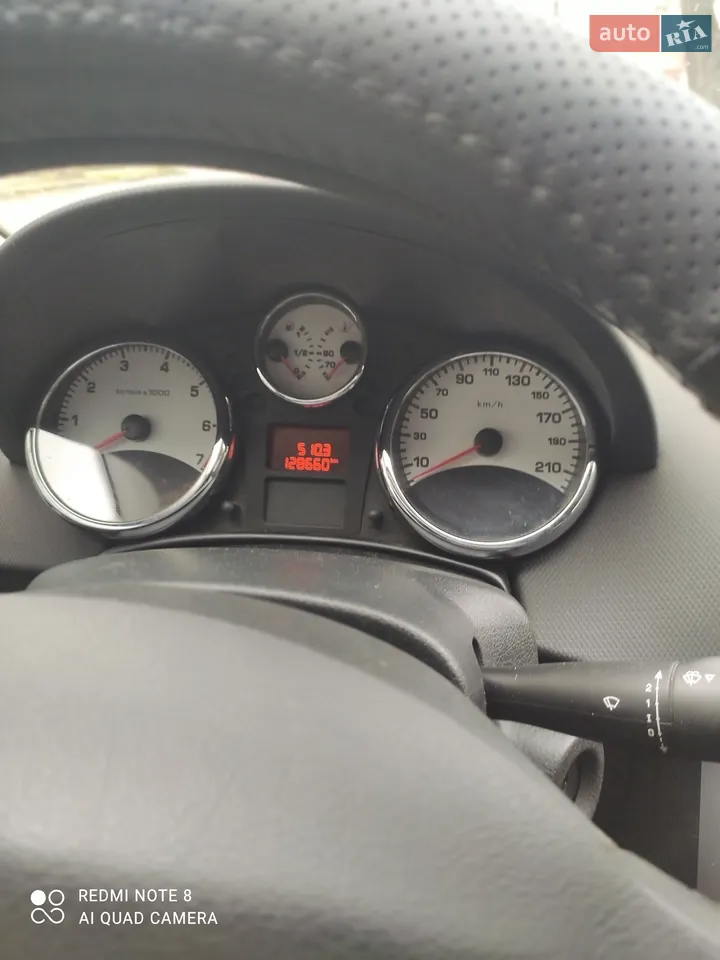 2011 Peugeot 207 - мініатюра 2