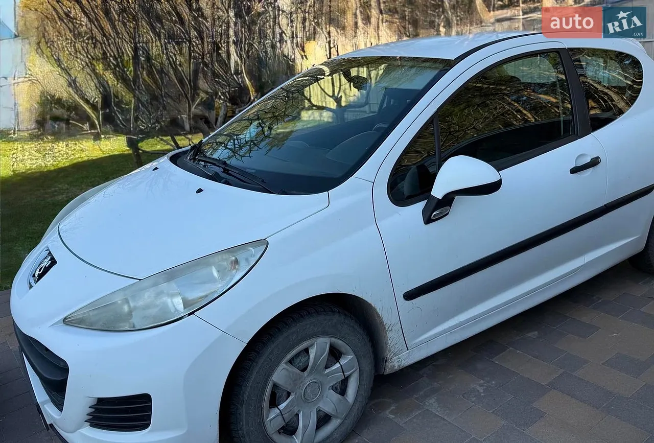 2010 Peugeot 207 - фото 1
