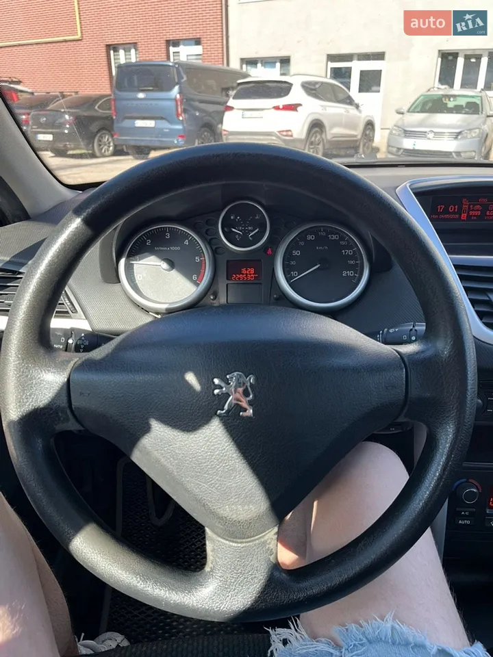 2011 Peugeot 207 - мініатюра 5