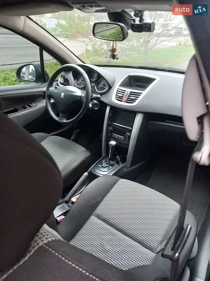 2010 Peugeot 207 - мініатюра 4