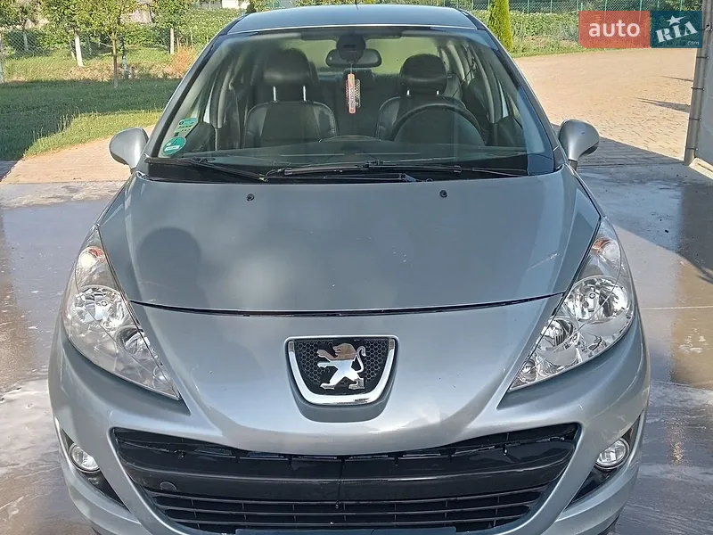 Peugeot 207