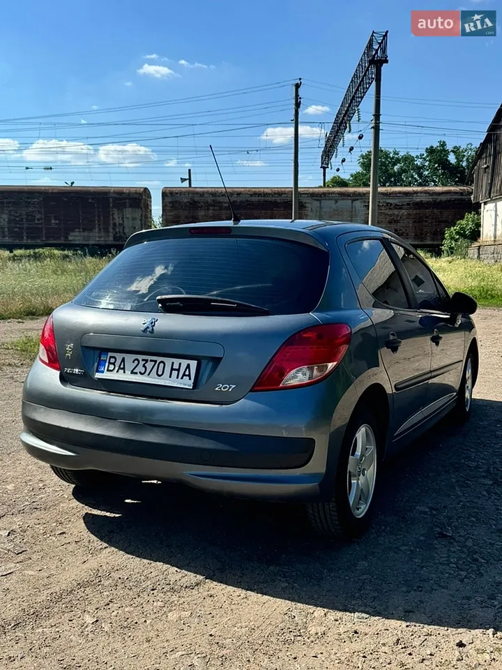 2010 Peugeot 207 - мініатюра 5