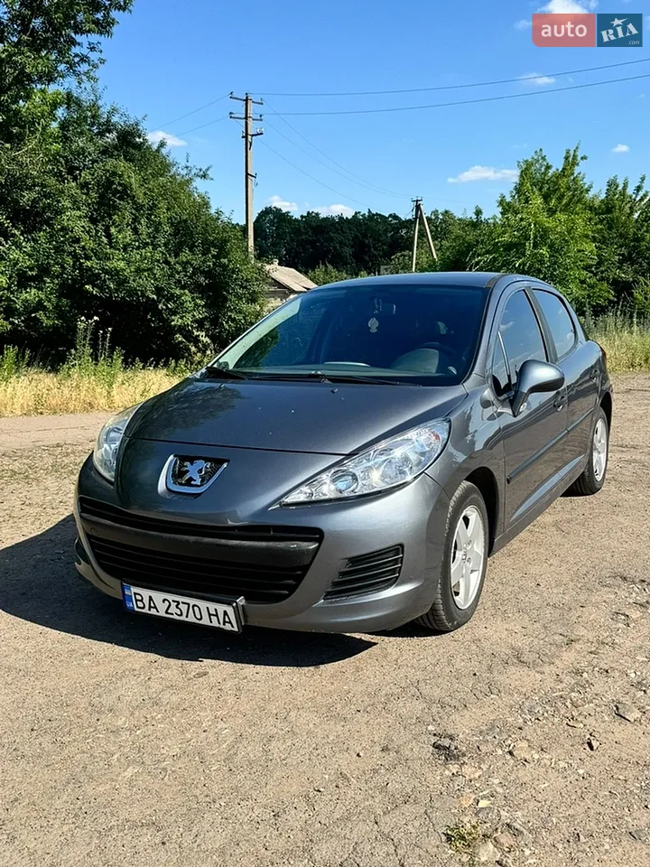 2010 Peugeot 207 - фото 1
