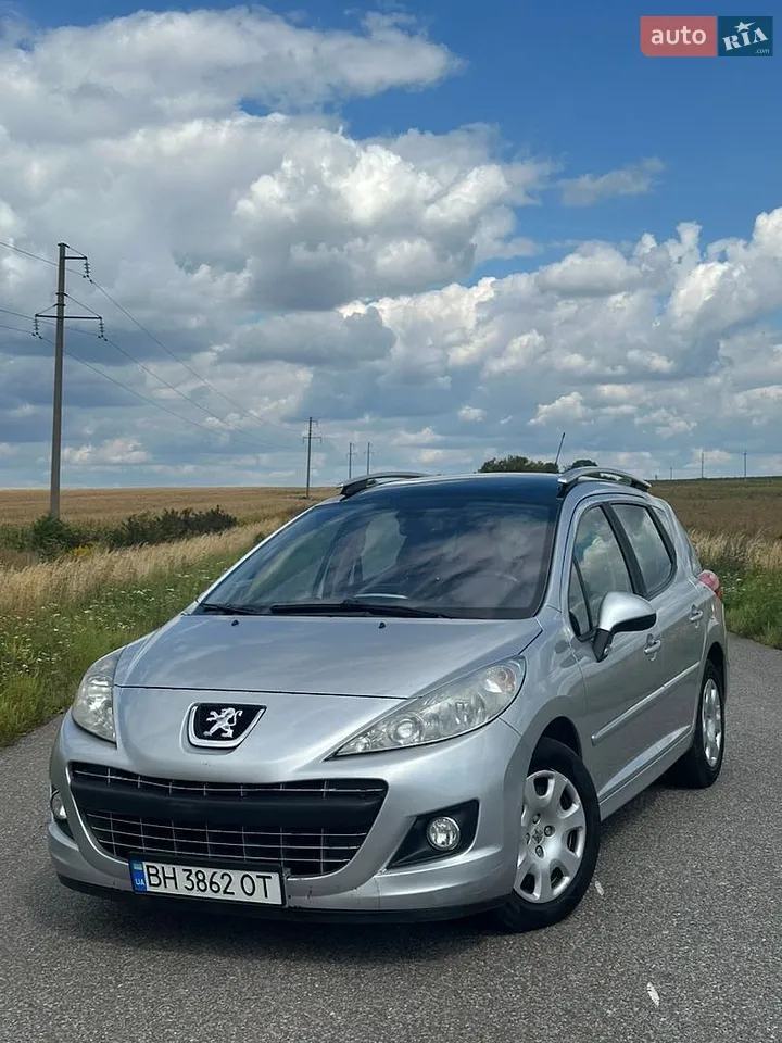 2010 Peugeot 207 - мініатюра 2