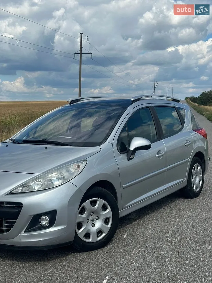 2010 Peugeot 207 - мініатюра 3