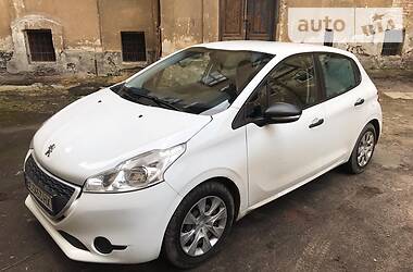 Peugeot 208  2013