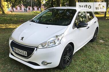 Peugeot 208  2013