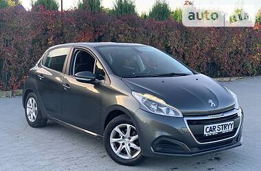 Peugeot 208  2017