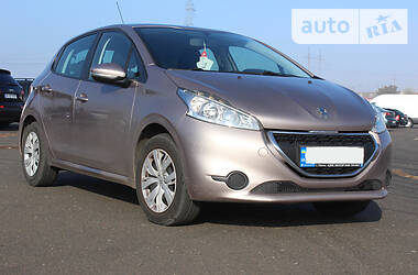 Peugeot 208 Official 2015