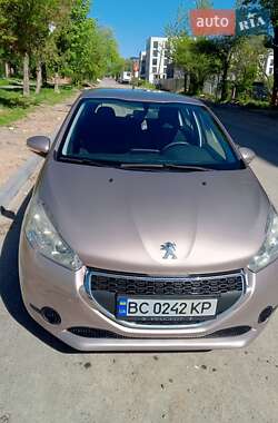 Peugeot 208 2013