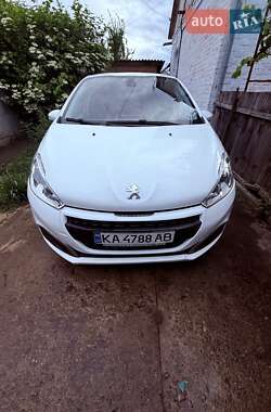 Peugeot 208  2019