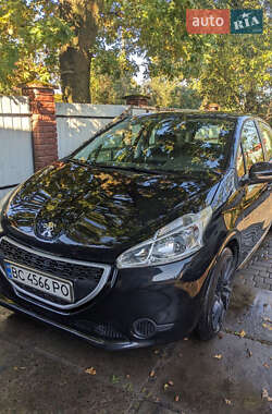 Peugeot 208  2013