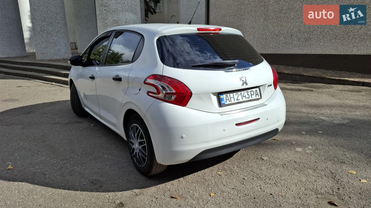 2012 Peugeot 208 - мініатюра 4