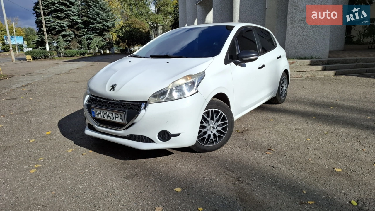 2012 Peugeot 208 - мініатюра 2