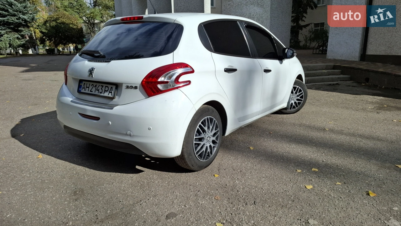 2012 Peugeot 208 - мініатюра 5