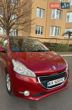 Peugeot 208  2014