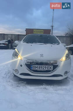 Peugeot 208  2014