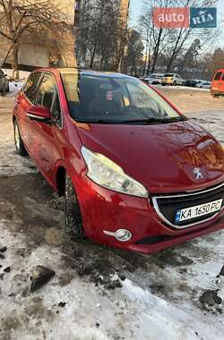 Peugeot 208 2014
