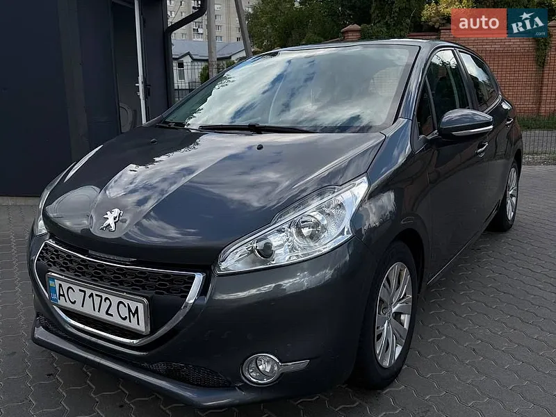 Peugeot 208