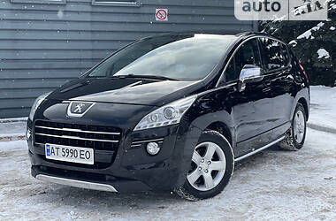 Peugeot 3008 HYBRID 4WD 2012