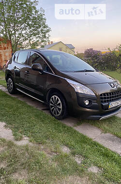 Peugeot 3008  2012