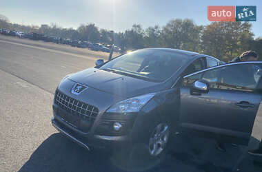 Peugeot 3008 2011