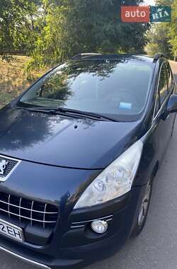Peugeot 3008  2012