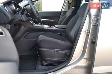 Peugeot 3008  2011