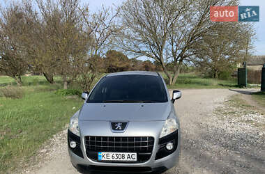 Peugeot 3008  2011