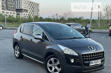 Peugeot 3008  2012