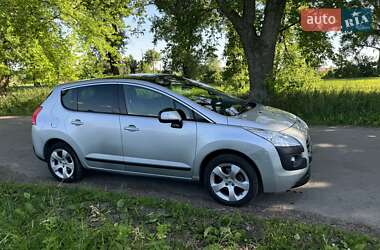 Peugeot 3008  2012