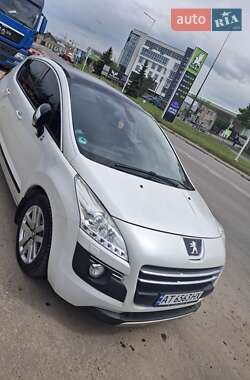 Peugeot 3008  2012