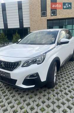Peugeot 3008  2018