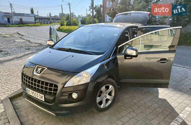 Peugeot 3008  2012