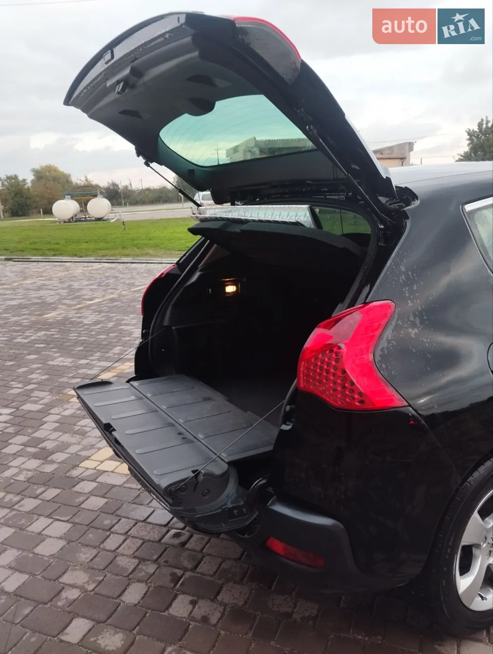 2010 Peugeot 3008 - мініатюра 2